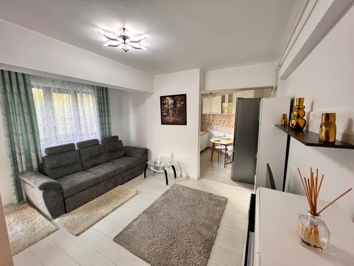 2 Rooms Apartment Airy & Bright Relax Яссы Экстерьер фото