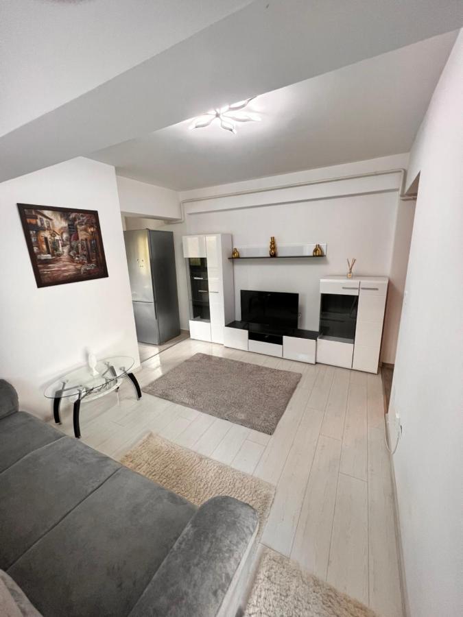 2 Rooms Apartment Airy & Bright Relax Яссы Экстерьер фото